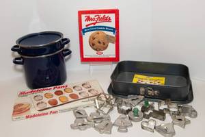 lot 13 image: Baking and Cooking Accessories