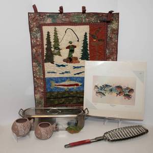 lot 19 image: Fish Lovers Lot