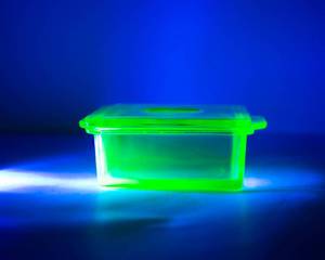 lot 44 image: Hazel Atlas Uranium Glass Dish with Lid