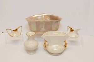 lot 73 image: Lusterware Pearlescent Glassware