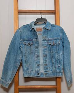 lot 91 image: Vintage 90s C.S and Co Denim Jacket