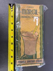lot 1T image: Early Vintage Marcalus 1946 Jumbo Drinking Straws Box