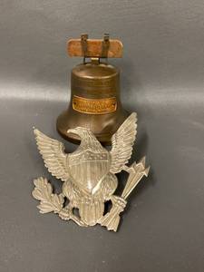 lot 8T image: Vintage Liberty Bell with American Eagle Emblem