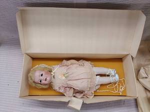 lot 44H image: Vintage Porcelain Doll in Original Box Collectible
