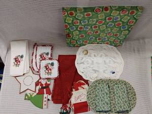 lot 77H image: Vintage Christmas Textiles Lot - Holiday Dcor Collection