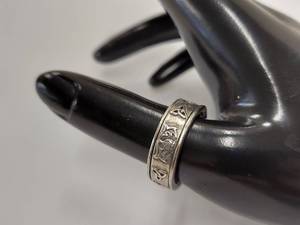 lot 1J image: Celtic Band Sterling Silver Ring Mens Size 10.75
