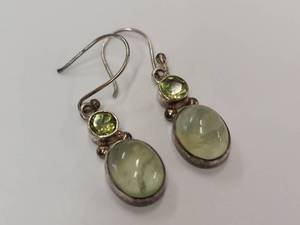 lot 8J image: Elegant Sterling Silver Drop Earrings