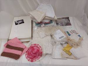 lot 33DA image: Lot Of Vintage Table Cloths, Linens And Doilies