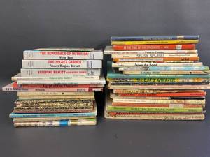 lot 28D image: Vintage Childrens Books Collection Lot of 35
