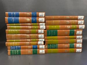 lot 33D image: Classic Literature and Philosophy Hardcover Collection