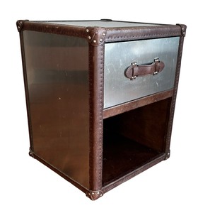lot 31 image: Restoration Hardware Mayfair Steamer Side Table
