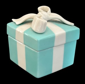 lot 39 image: Tiffany & Company Gift Trinket Box
