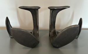 lot 72 image: Pair of Vintage Black Cast Iron Heavy Cobblers Anvils