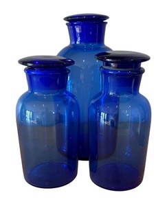 lot 70 image: Beautiful Cobalt Blue Decorative Glass Bottles