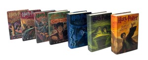 lot 159 image: Harry Potter Books 1-7