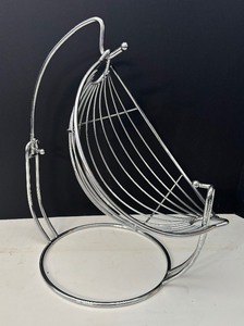 lot 94B image: Decorative Metal Fruit Holder