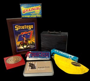 lot 220A image: Games and Toys including Strategy, Banana Grams, Shut the Box and More