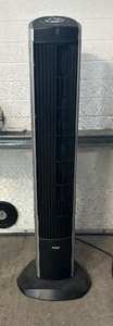 lot 249 image: Seville Classics Floor Fan