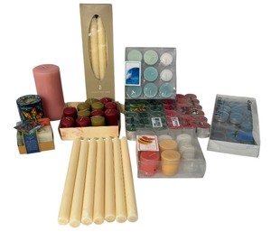 lot 258 image: Variety of New Candles