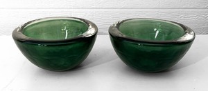 lot 259 image: Two Thick Glass Decorative Bowls