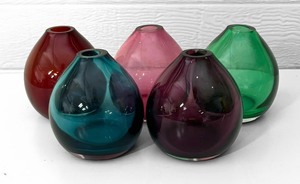 lot 254 image: Five Colorful Glass Bud Vases