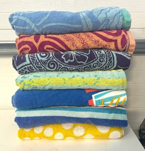lot 310 image: Seven Beach Towels