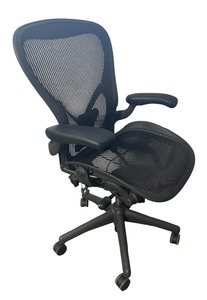 lot 315 image: Office Chair