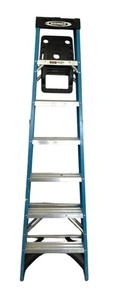 lot 342 image: Werner 7 Foot Ladder Model FS107S