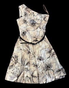 lot 402 image: New - St. John - Tan and Black Floral Print One Shoulder Dress - Size 12
