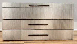 lot 286 image: Brand New Jewelry Multiple Drawers with Comportments by Williams Sonoma Inc
