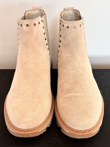 lot 130A image: New Sorel Waterproof Impermeable in Tan  Taupe Low Boots