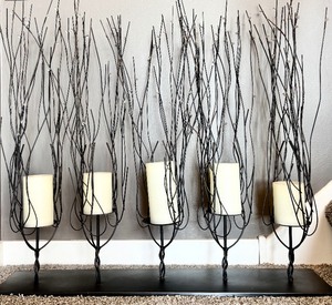 lot 133A image: Gorgeous Large Black Metal Candle Holder with Beads and 5 Candles