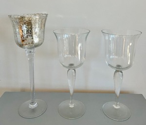 lot 115 image: Set of Three Decorative Glass Candle Holders