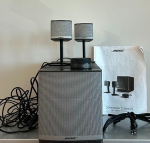lot 201 image: Bose Companion 3 Series II