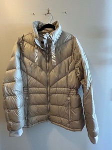lot 204 image: Athleta Shimmery White Puffer Jacket 1X