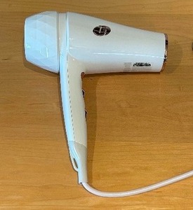 lot 386 image: T3 Featherweight Luxe 2I Hair Dryer