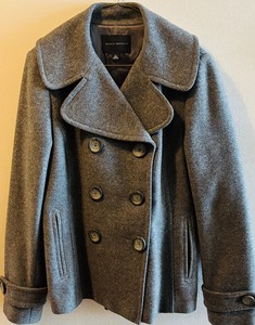 lot 219 image: XXL Womens Banana Republic Winter Jacket