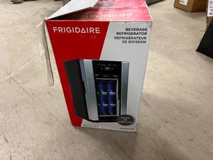 Frigidaire Beverage Refrigerator - 18 Can or 4 Bottles