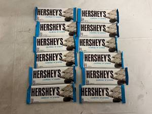 12 Hersheys Cookies and Cream Chocolate Bars