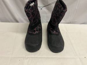 MM. Ozark Traill Winter Boots-Size 5