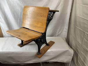 lot 4 image: Folding School Desk