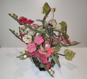 lot 1 image: Stunning Vintage Hand Carved Jade & Stone Floral Bouquet