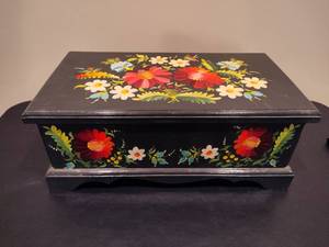 lot 47 image: Hand Painted Wood Storage Box