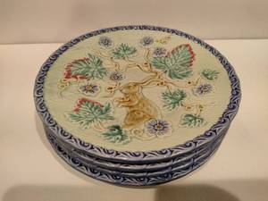 lot 99 image: Set of Four POTTERY BARN Dessert Plates