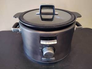lot 28 image: CALPHALON Slow Cooker wDigital Timer
