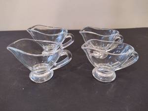 lot 96 image: Small GravyDressing Servers