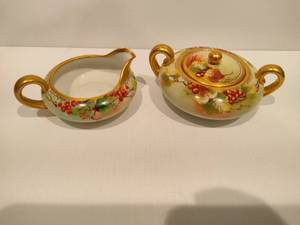 lot 16 image: Sugar & EPAIG Creamer