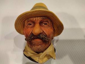 lot 111 image: BOSSONS Vintage Chalkware Romanian Man
