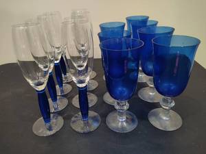 lot 6 image: Vintage Cobalt Blue Wine Goblets & Champagne Glasses