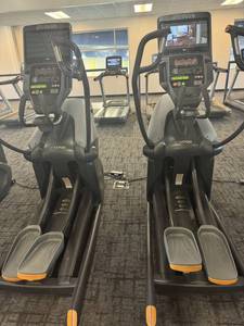 Octane 4700 Commercial Elliptical
